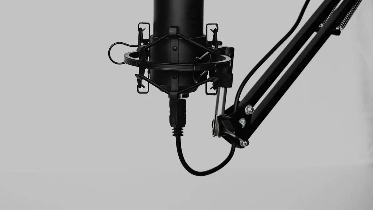 The 12 Questions I Get Asked Most About AI Voiceover